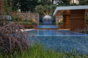 Lire la suite à propos de l’article Les tendances actuelles en sculpture métallique : du minimalisme au monumental